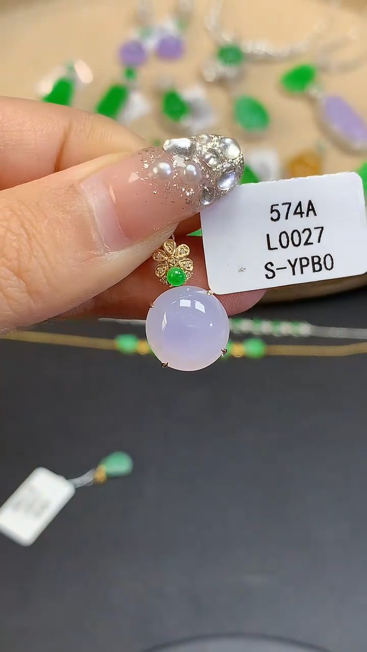 【闪购商品】翡翠吊坠(不含链)18K金镶嵌多样性发其一L0027