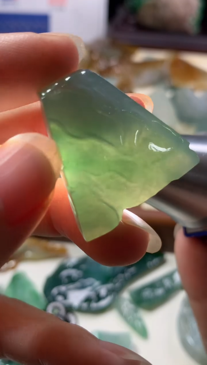 【闪购商品】翡翠颈饰未镶嵌吊坠