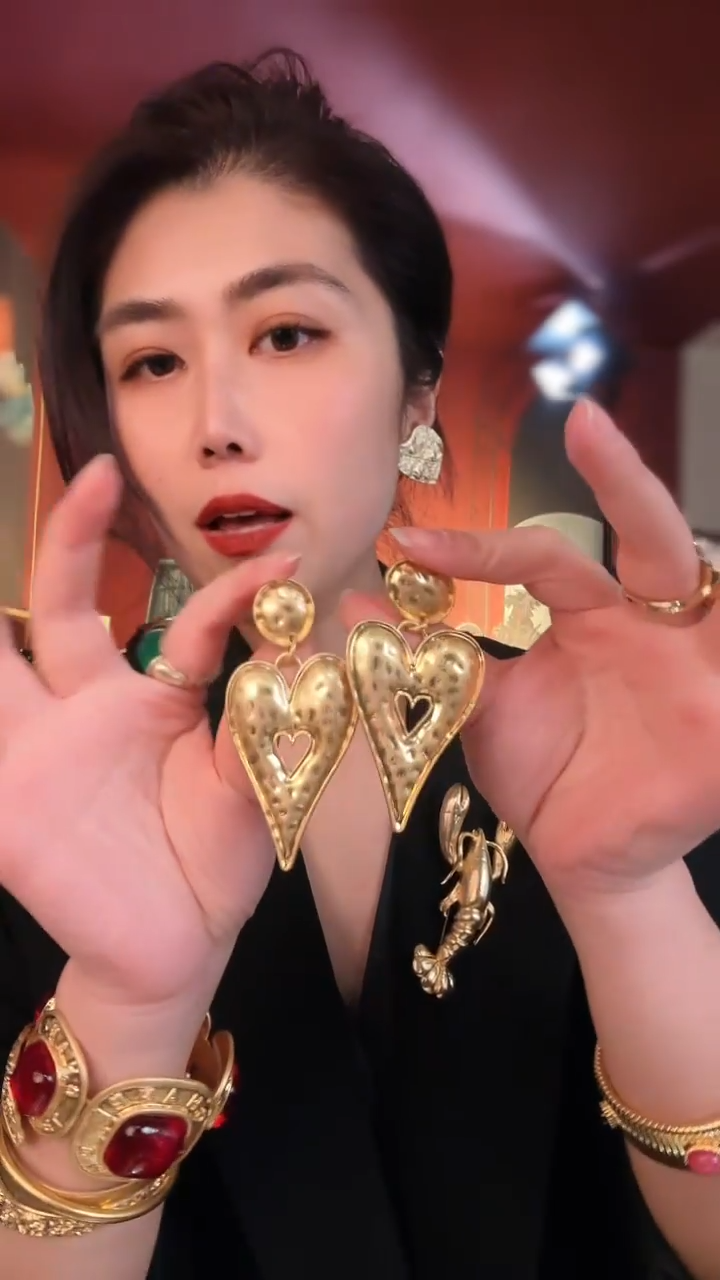 合金无合金无复古做旧爱心大耳夹