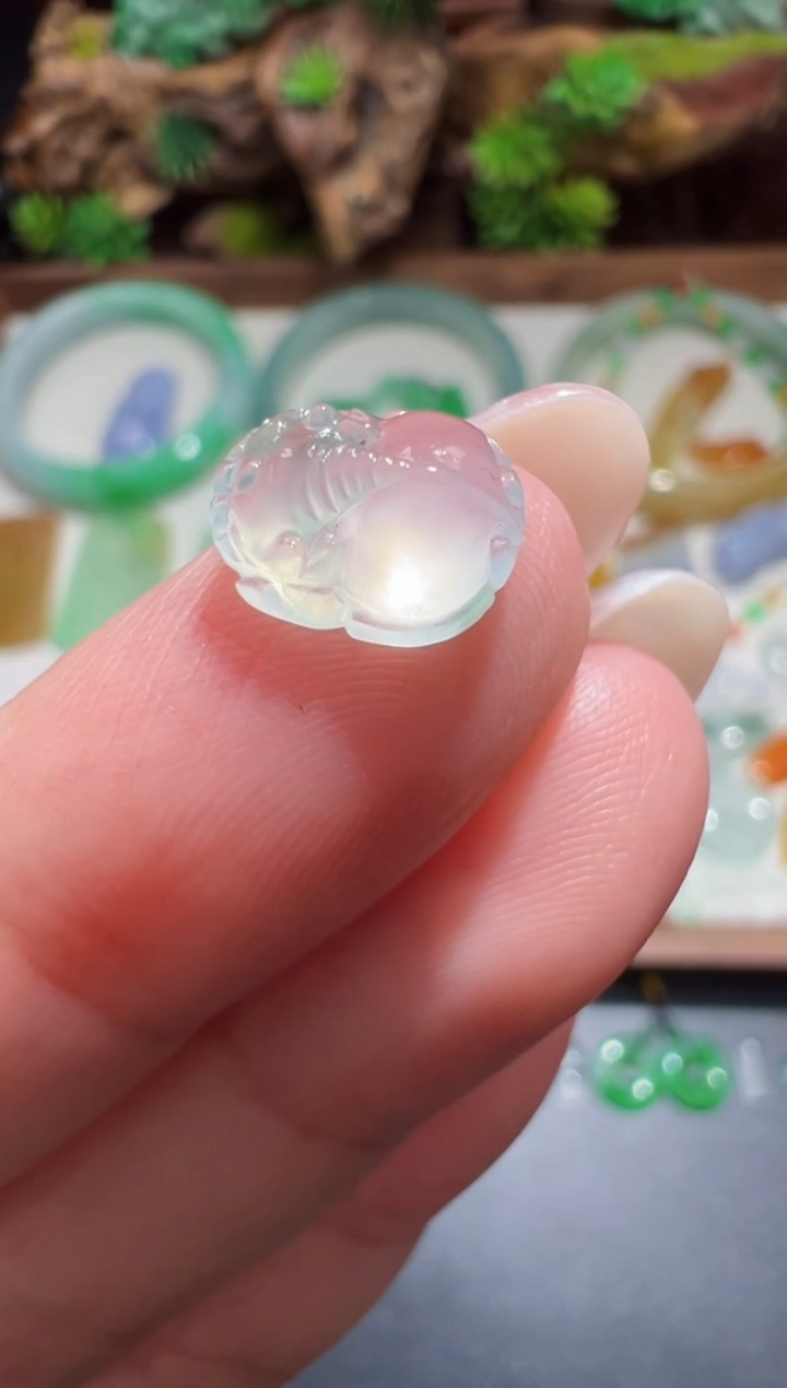 未镶嵌定制翡翠9.7*8.1*4.2貔貅