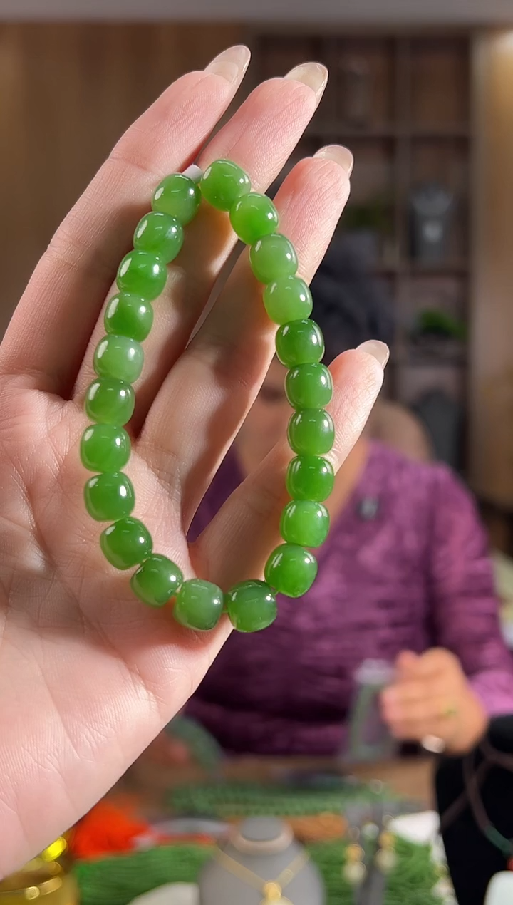 手串未镶嵌和田玉和田玉碧玉手串8*8mm