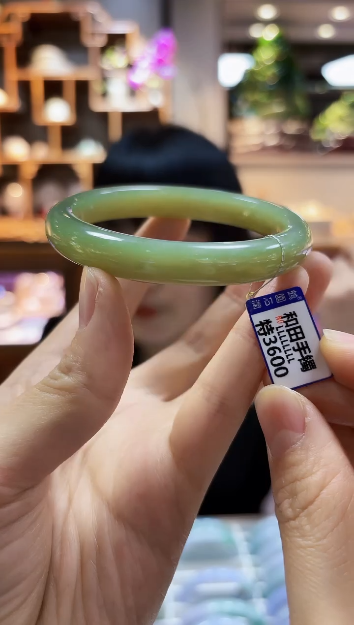 【闪购商品】和田玉手镯未镶嵌60.3