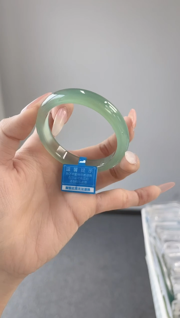 【闪购商品】玛瑙/玉髓手镯未镶嵌50-51圈