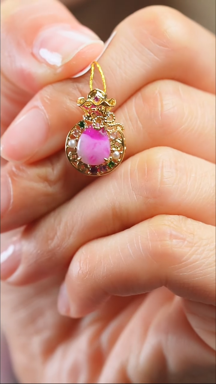 苏纪石（舒俱来）18K金镶嵌吊坠(不含链)42