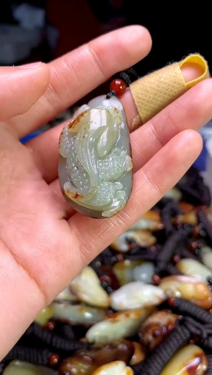 【闪购商品】和田玉颈饰未镶嵌1