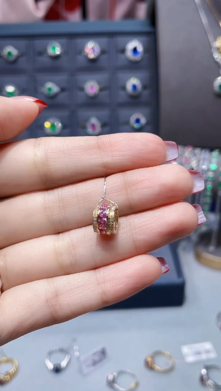 【闪购商品】蓝宝石吊坠(不含链)18K金镶嵌0.79克拉