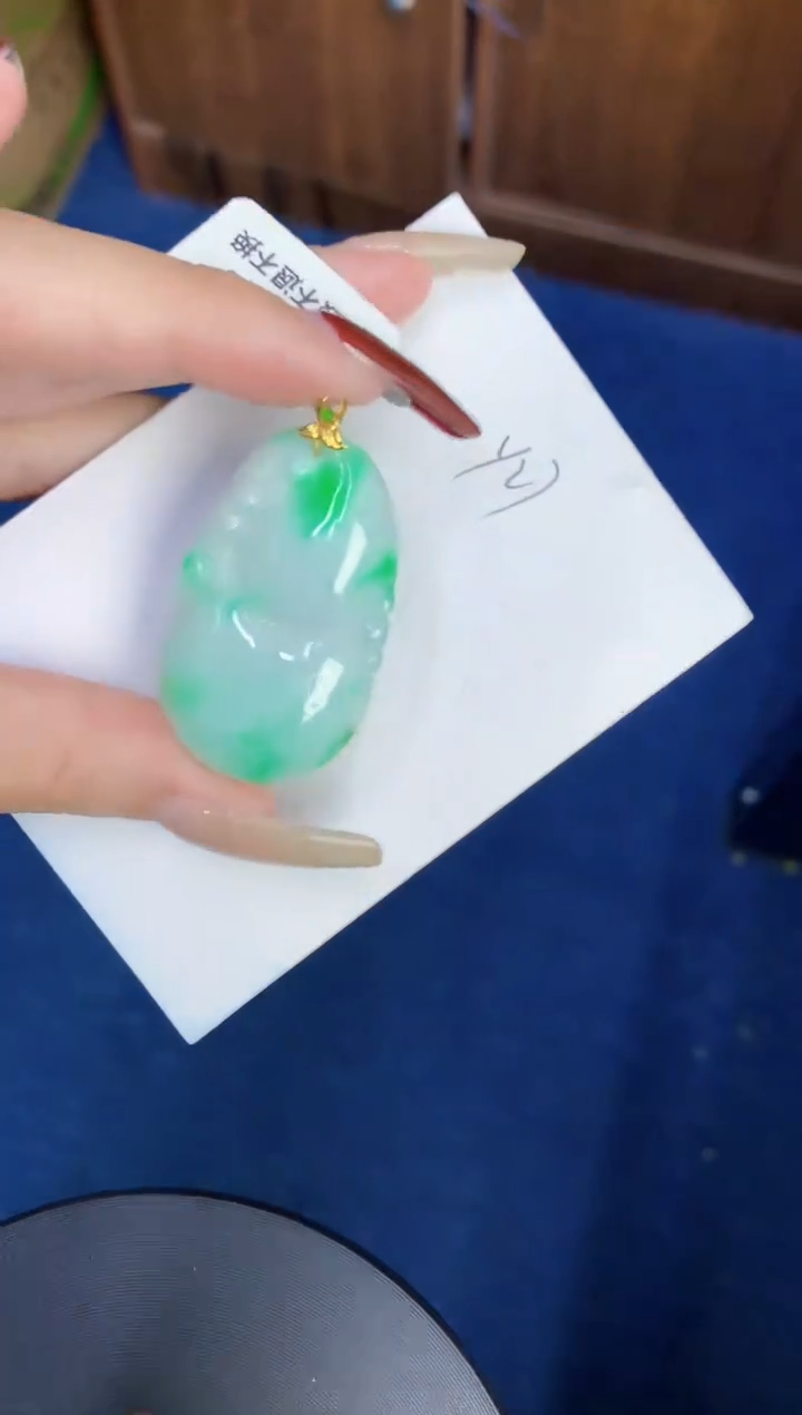 【闪购商品】翡翠颈饰18K金镶嵌0000000000