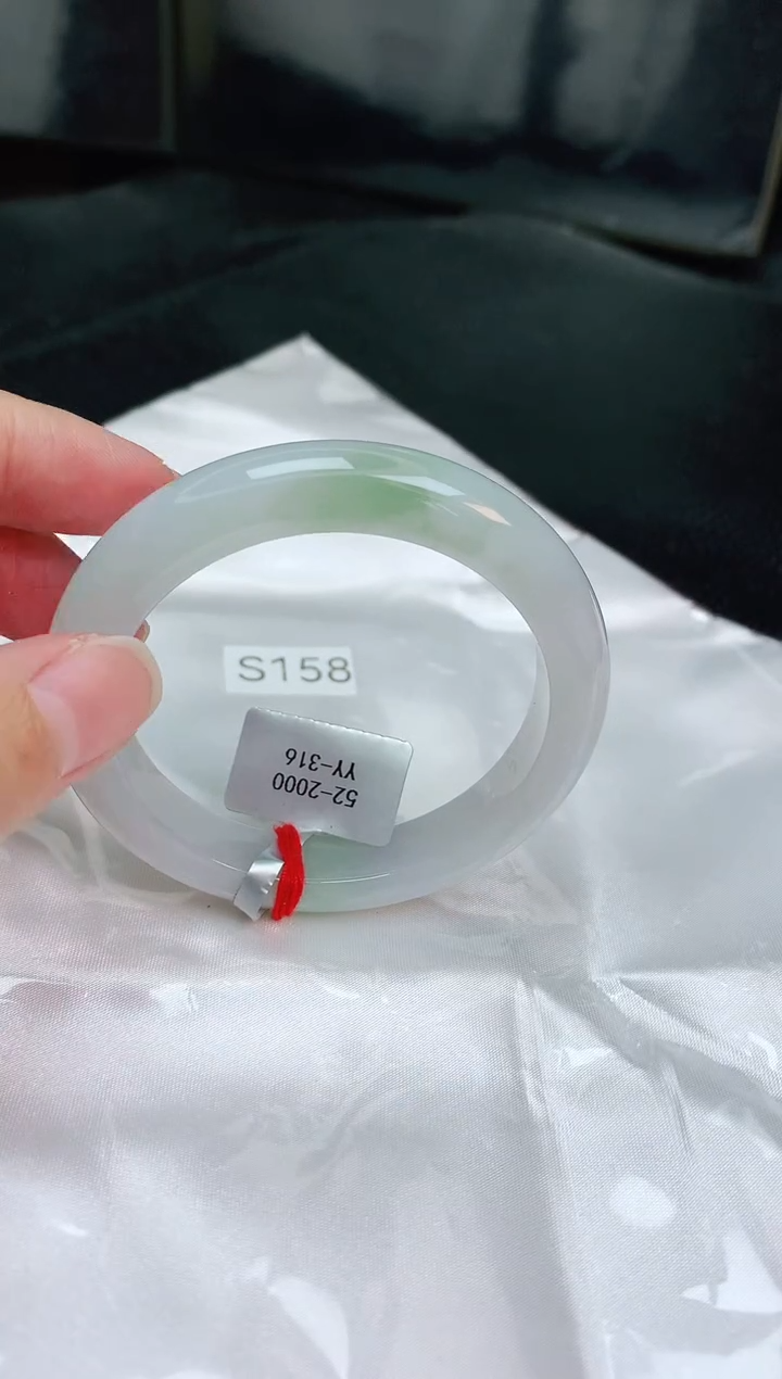 【闪购商品】翡翠手镯未镶嵌缅甸天然A货翡翠手镯