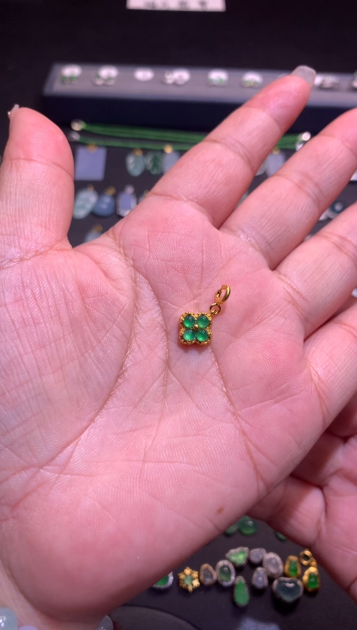 【闪购商品】翡翠吊坠(不含链)银S925镶嵌1