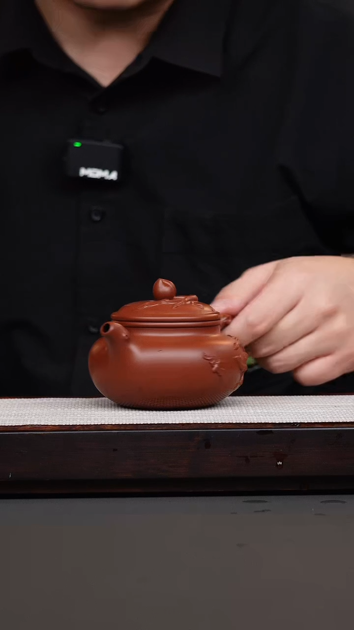 茶壶紫砂朱泥寿桃仿古
