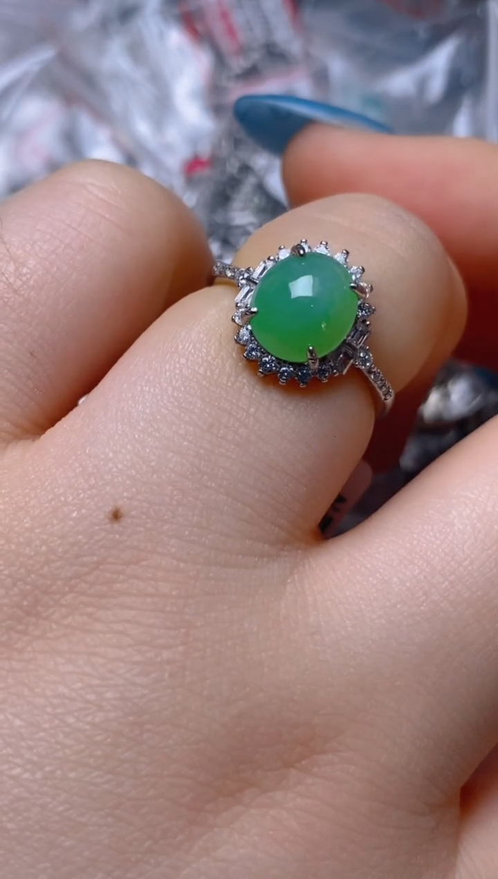 银S925镶嵌戒指翡翠百内无证书