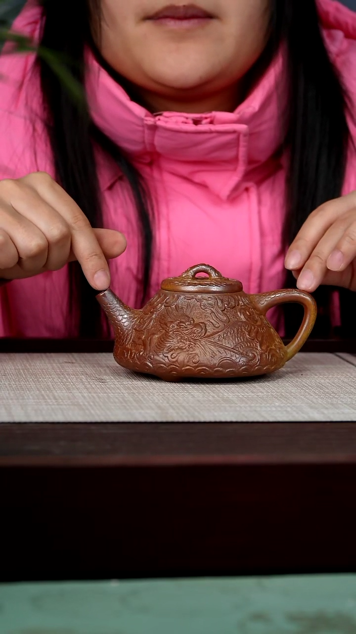 【闪购商品】宜兴原矿紫砂壶茶壶260C