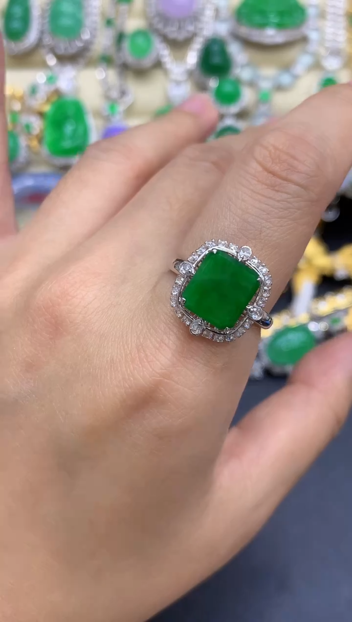 18K金镶嵌戒指翡翠490-中国好珍宝