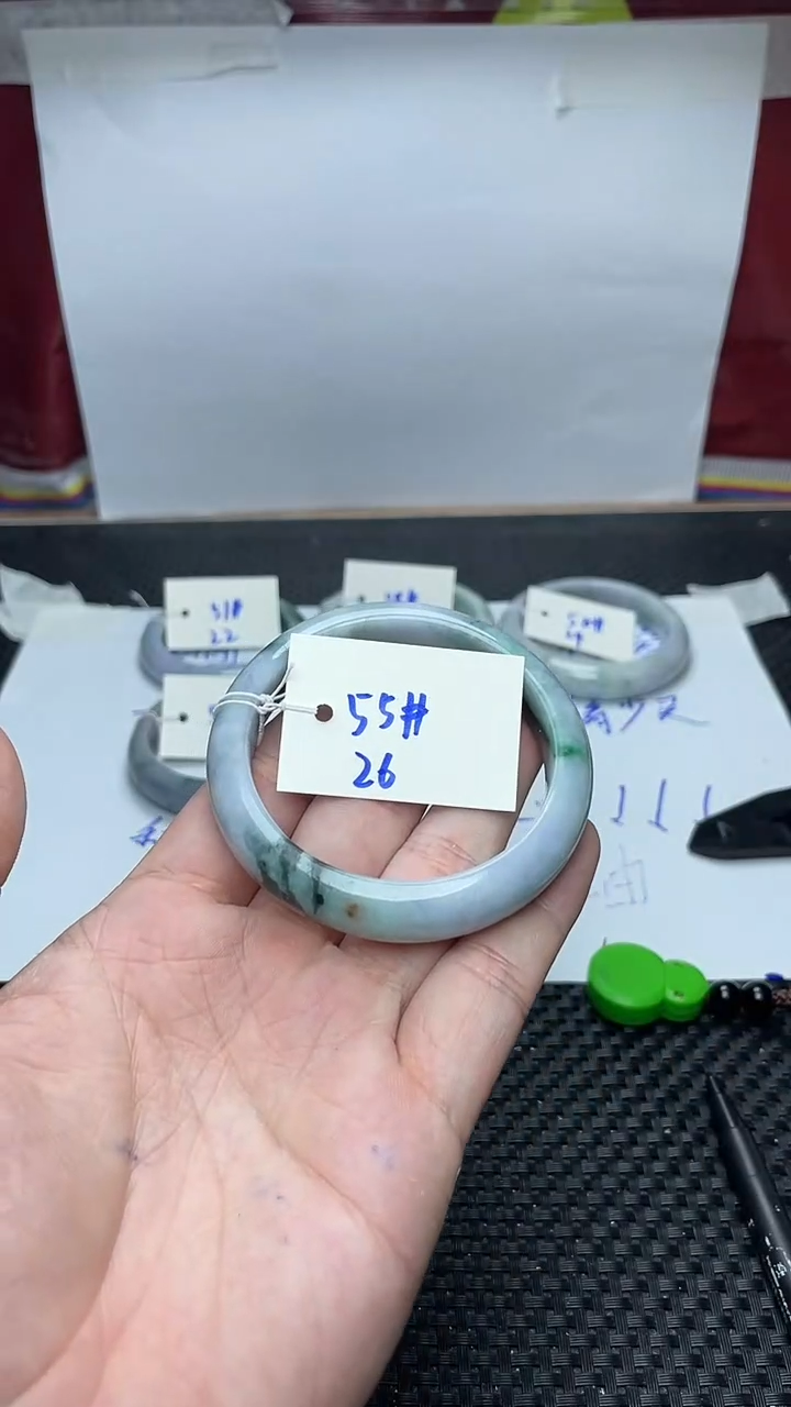 未镶嵌手镯翡翠26