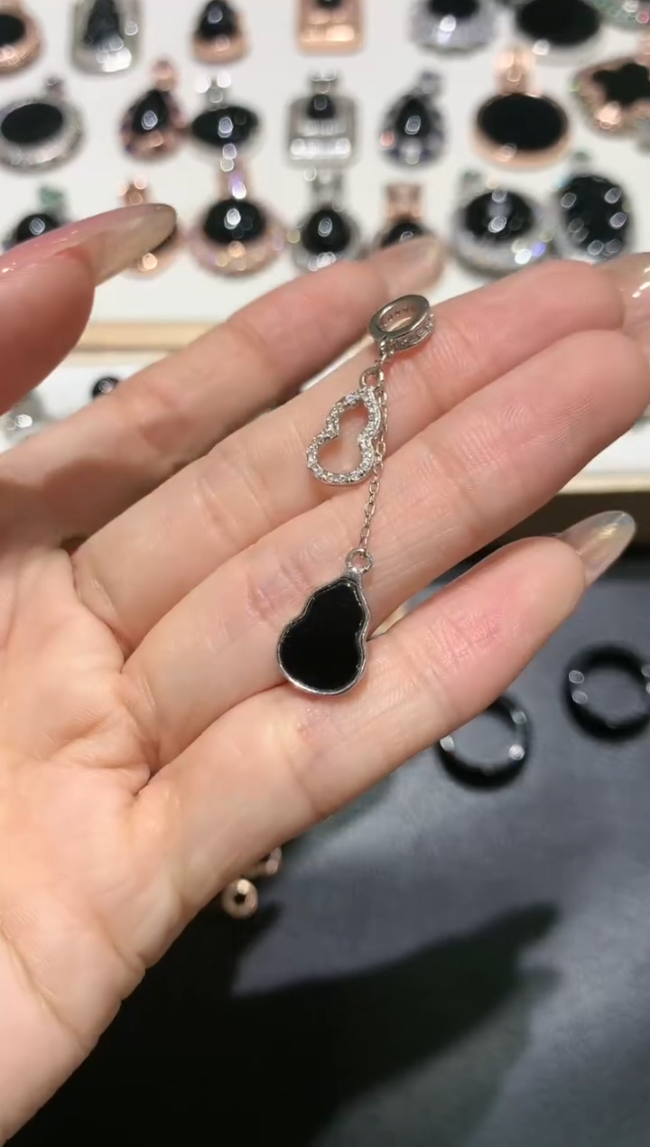 【闪购商品】翡翠吊坠(不含链)银S925镶嵌8多人多样性随机发货1件