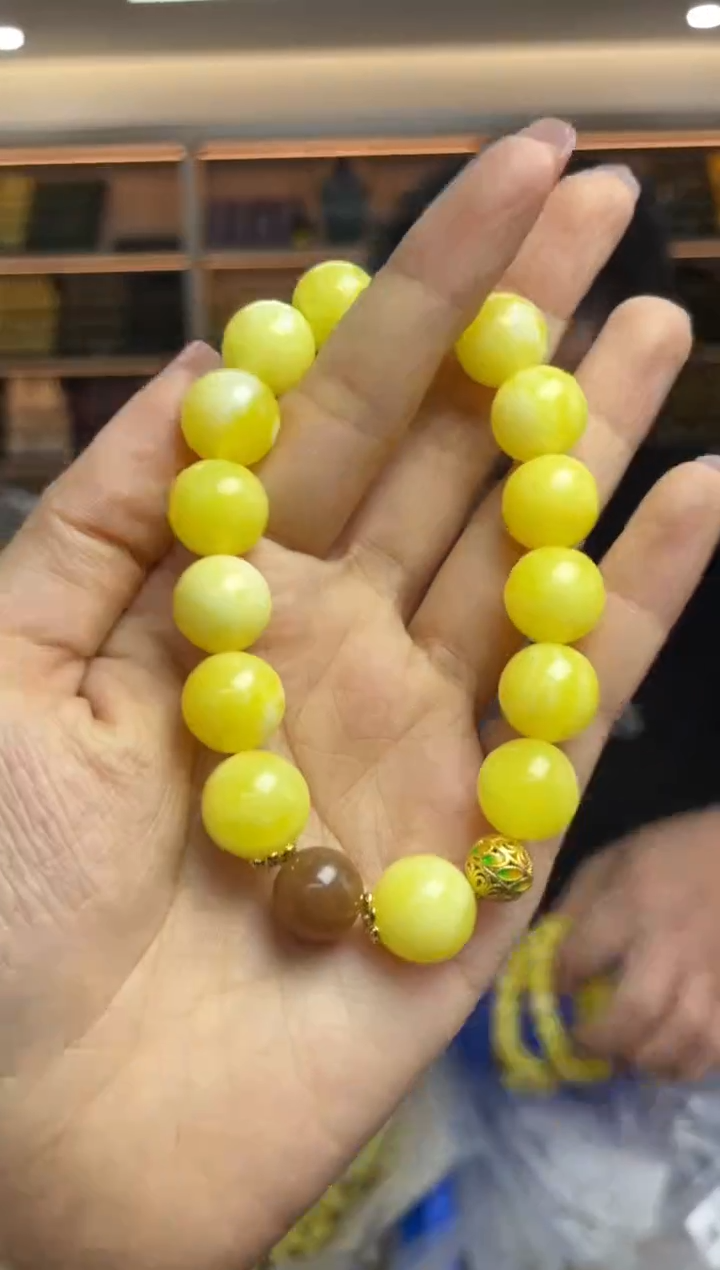 【闪购商品】蜜蜡裸石未镶嵌多样性发一件