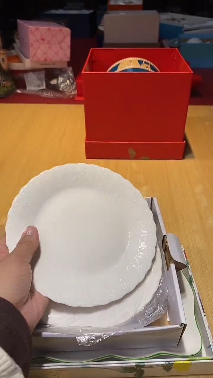 瓷片生活的本意是啊开心啊@@1