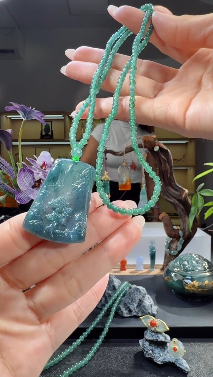 吊坠(不含链)未镶嵌翡翠山水牌（多样性发其一）