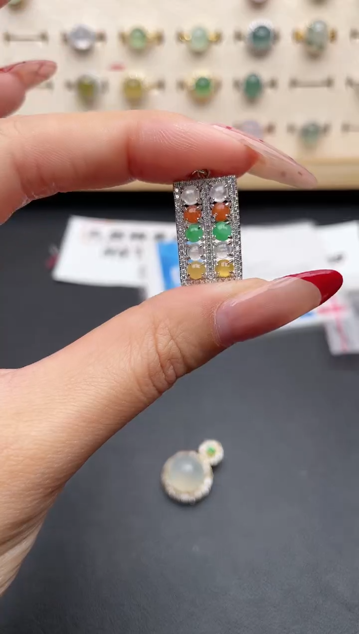 【闪购商品】翡翠戒指银S925镶嵌一物一证一礼盒