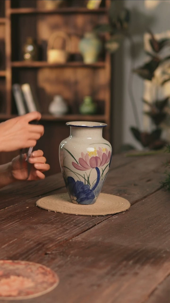 摆件12-60高22口8误差2无孔