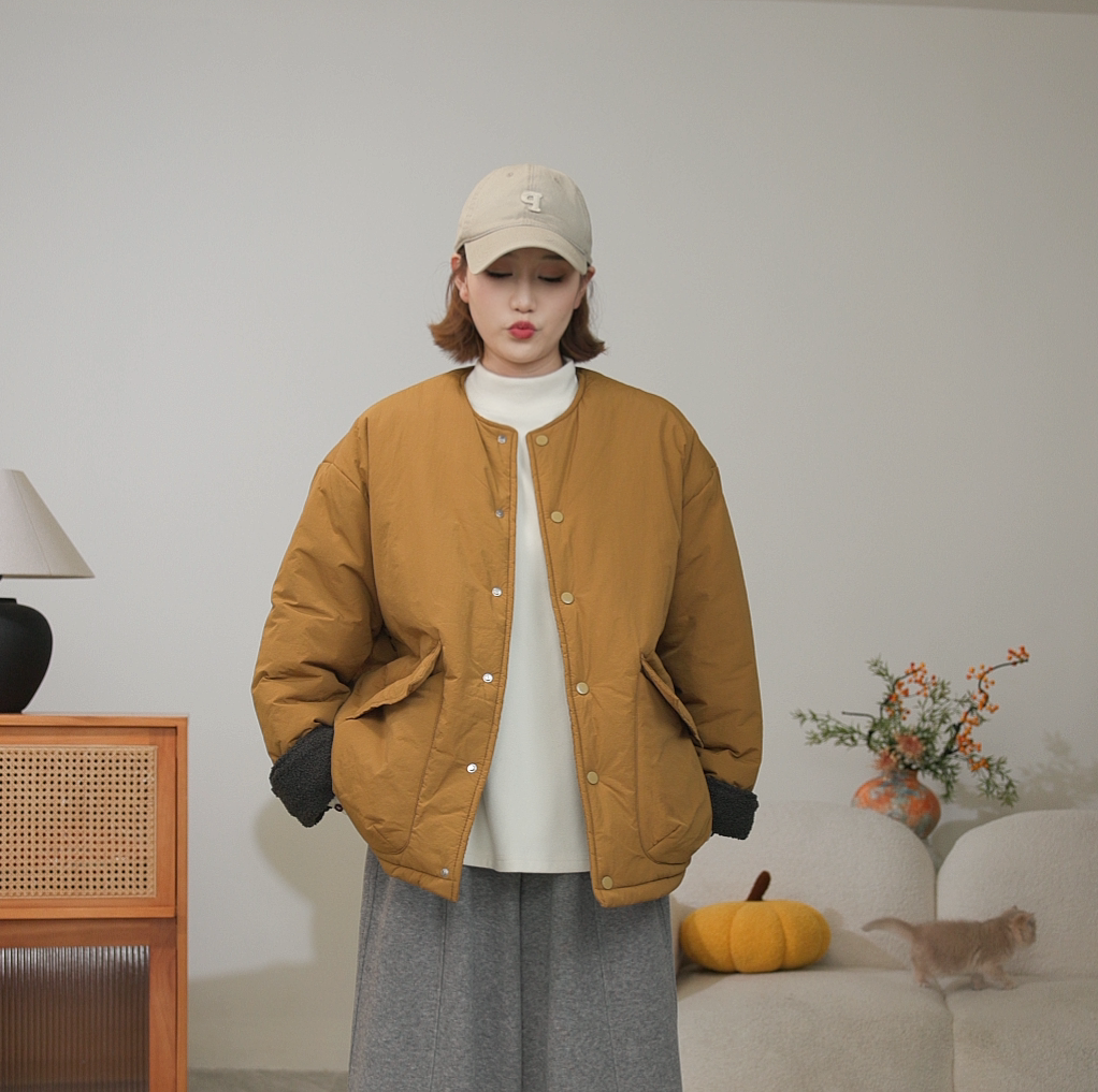 日系新款圆领撞色拼接时尚棉服