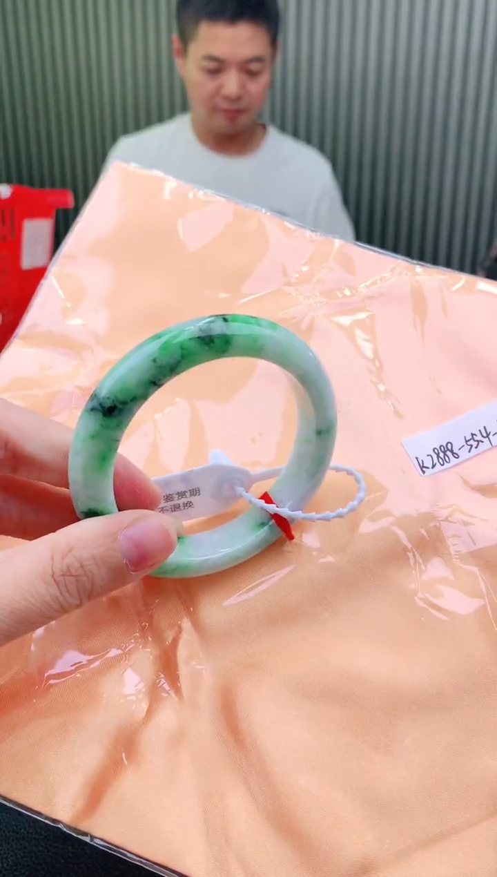 未镶嵌手镯翡翠55