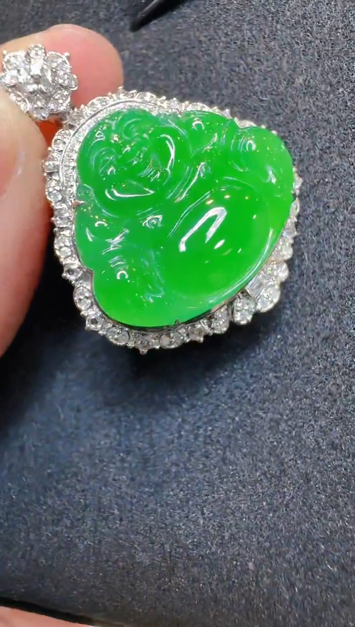 吊坠(不含链)18K金镶嵌翡翠多样性团购发一件