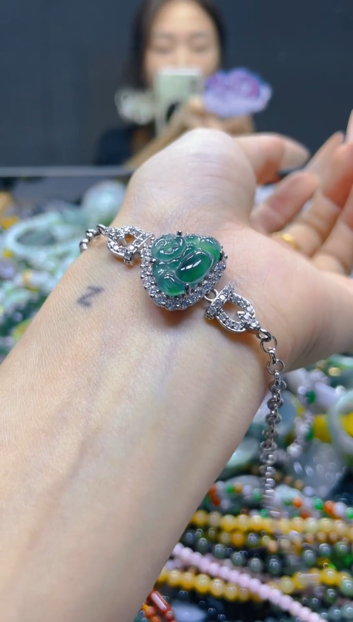 翡翠未镶嵌颈饰/S/翡翠A货，一件也是批发价