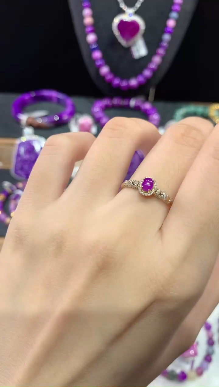 苏纪石（舒俱来）18K金镶嵌，戒指