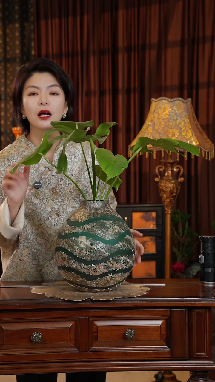 琉璃磨刻--将军罐小