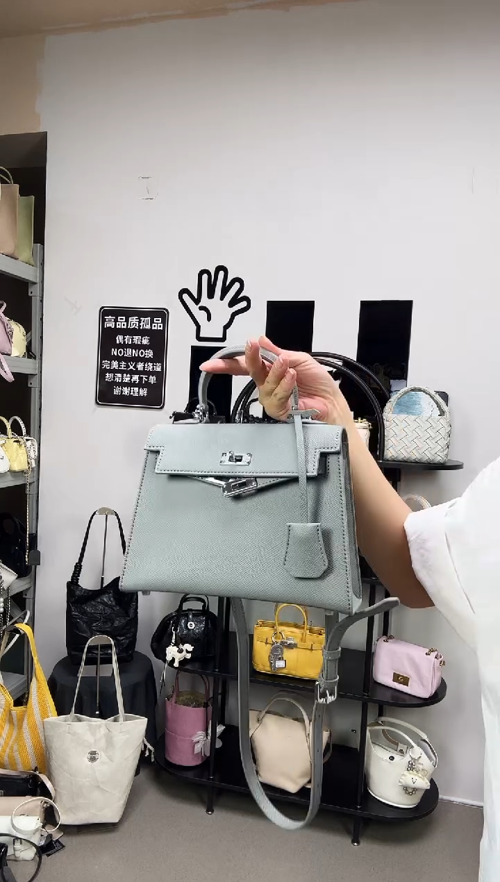 牛皮（革）彩汐小众女包编号：110