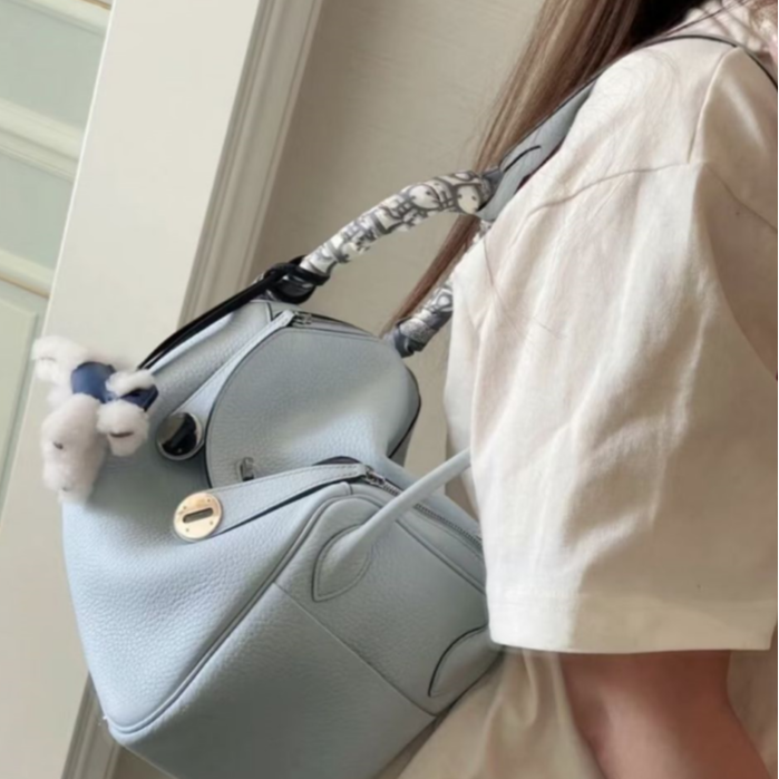 99新 Hermes/爱马仕 【小花念念】lindy 26 圣杯蓝 TC皮 金扣 Z刻包