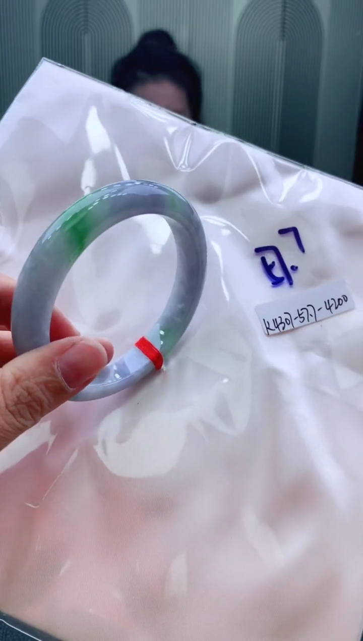 未镶嵌手镯翡翠57+