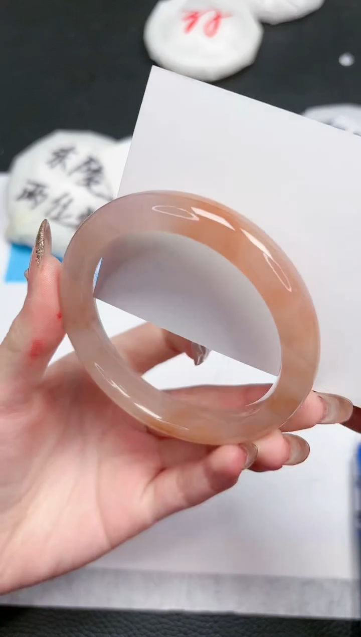 【闪购商品】石英质玉手镯未镶嵌278-58.8