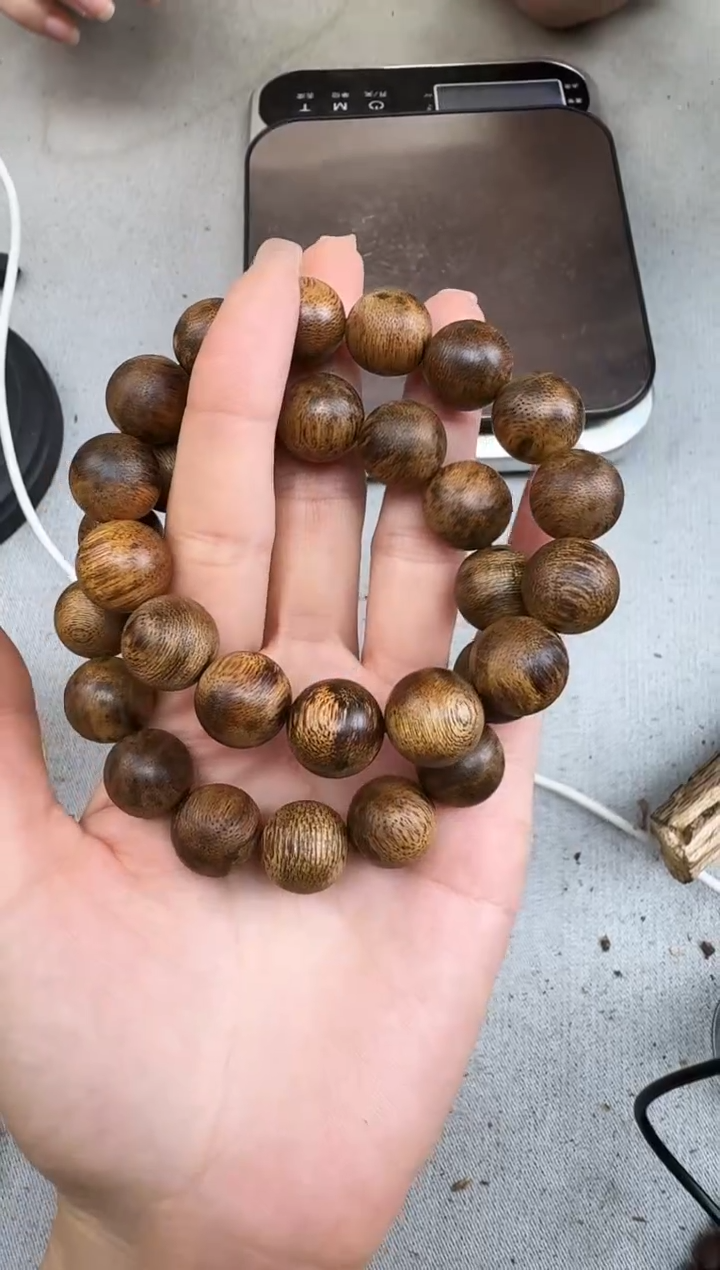 沉香手串1519沉香老料圆珠单圈多样性发一