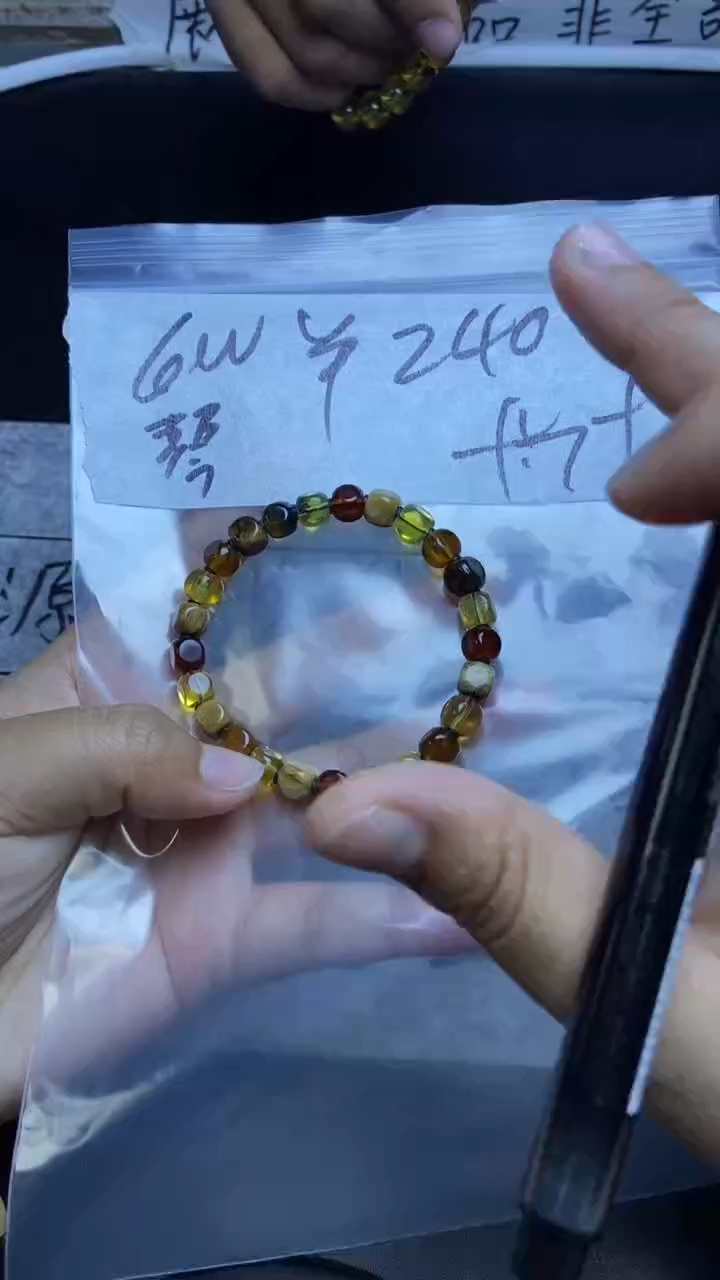 【闪购商品】琥珀手串未镶嵌00000000000