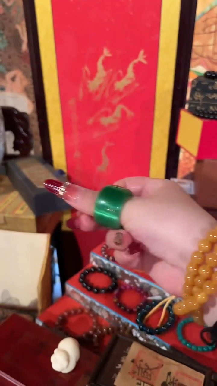 和田玉未镶嵌挂件bz猫绿