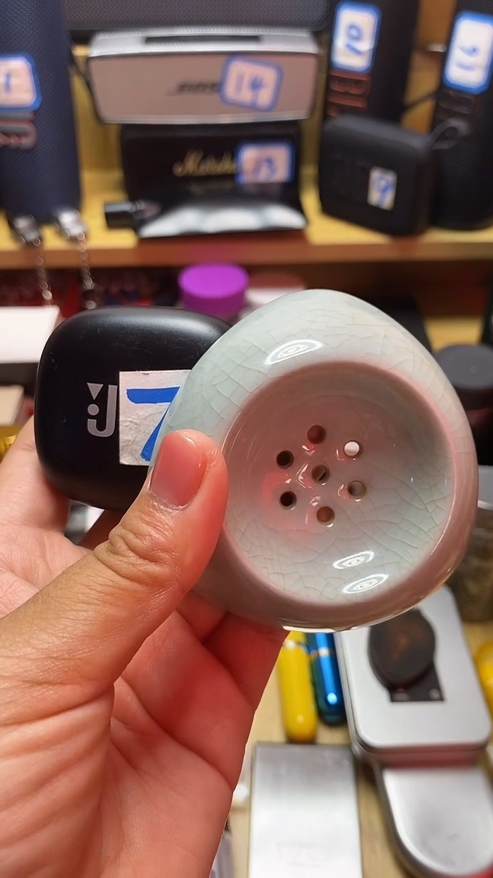瓷片闪购商品 如图所示