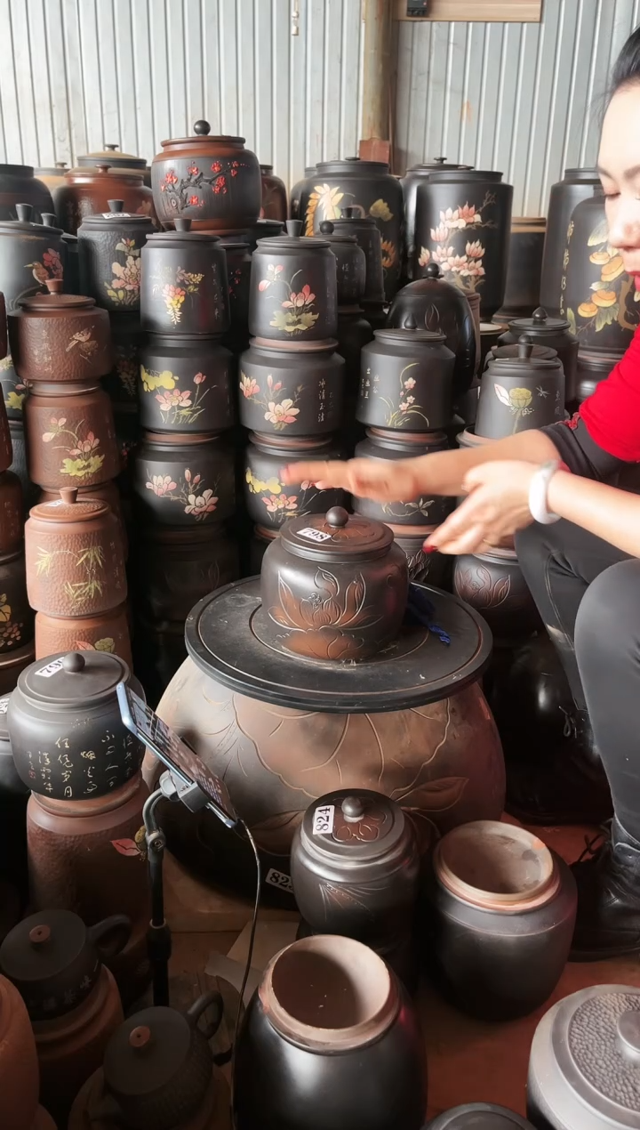 【闪购商品】壶大大瑕疵茶叶罐 苹果荷花 792