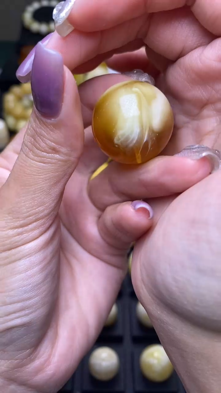 【闪购商品】琥珀裸石未镶嵌葵. 38