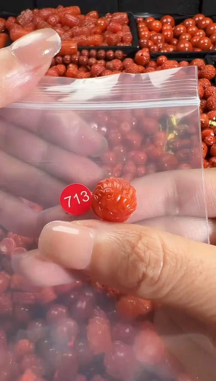 颈饰未镶嵌南红玛瑙1鸡