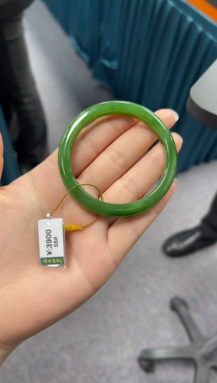 【闪购商品】和田玉手镯未镶嵌一个 圈口约mm：54-56