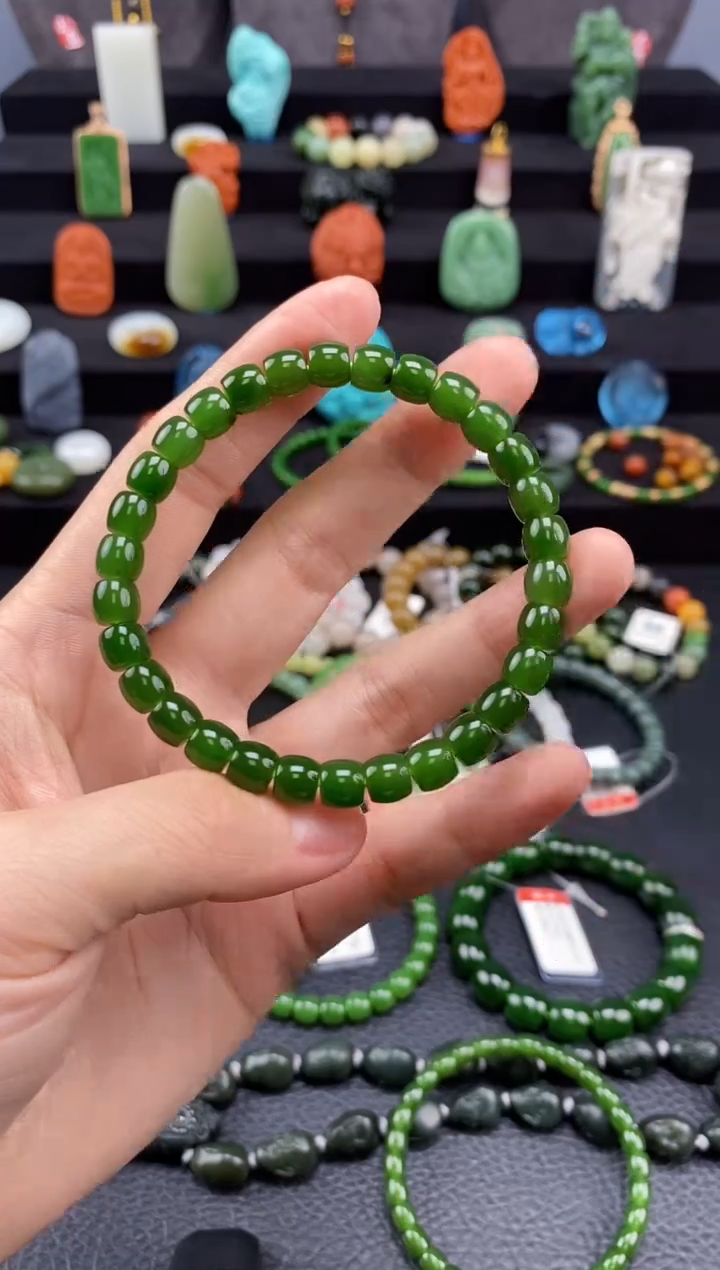 【闪购商品】和田玉未镶嵌-7mm碧玉极限弧手串