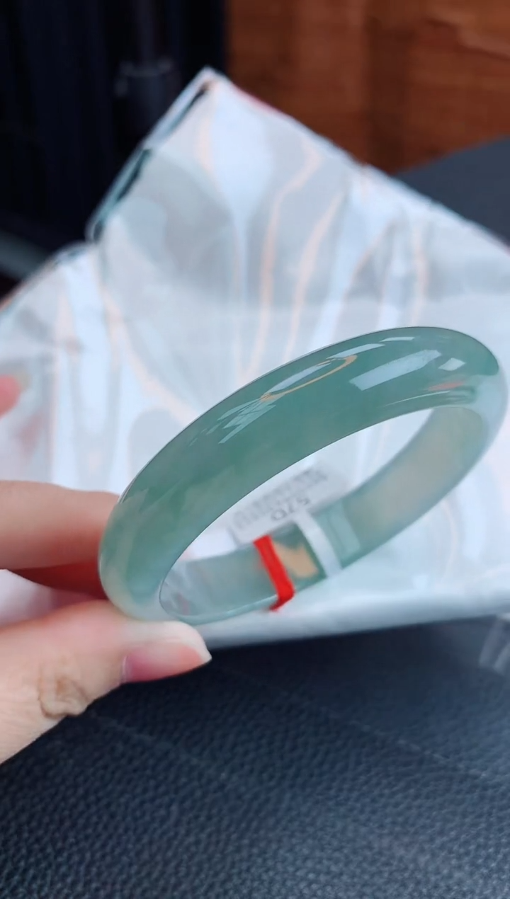 【闪购商品】翡翠手镯未镶嵌缅甸天然翡翠A货手镯