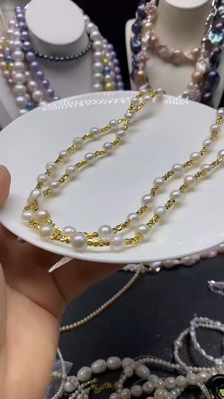 颈饰未镶嵌淡水珍珠多人