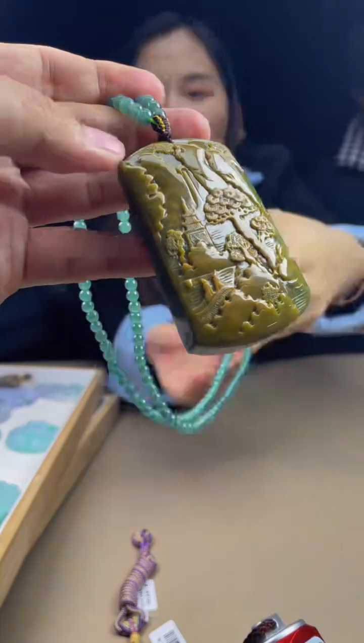 【闪购商品】定制翡翠未镶嵌        2488