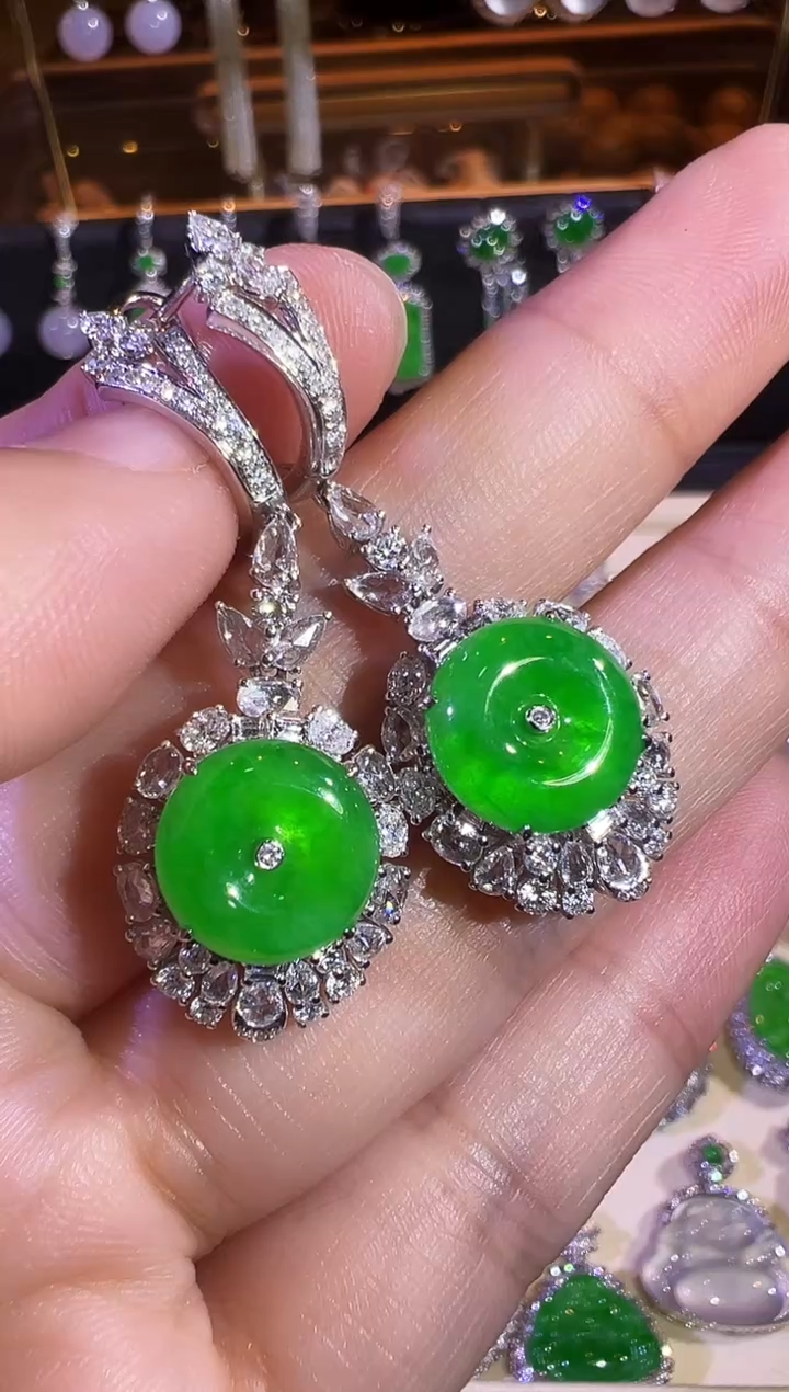 【闪购商品】翡翠耳饰18K金镶嵌高冰正阳满绿平安扣耳坠