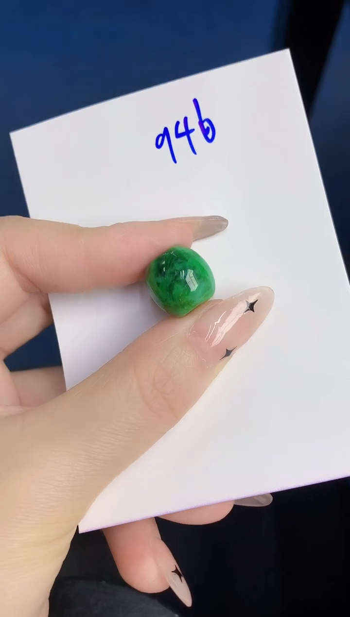 颈饰未镶嵌翡翠缅甸天然翡翠A货