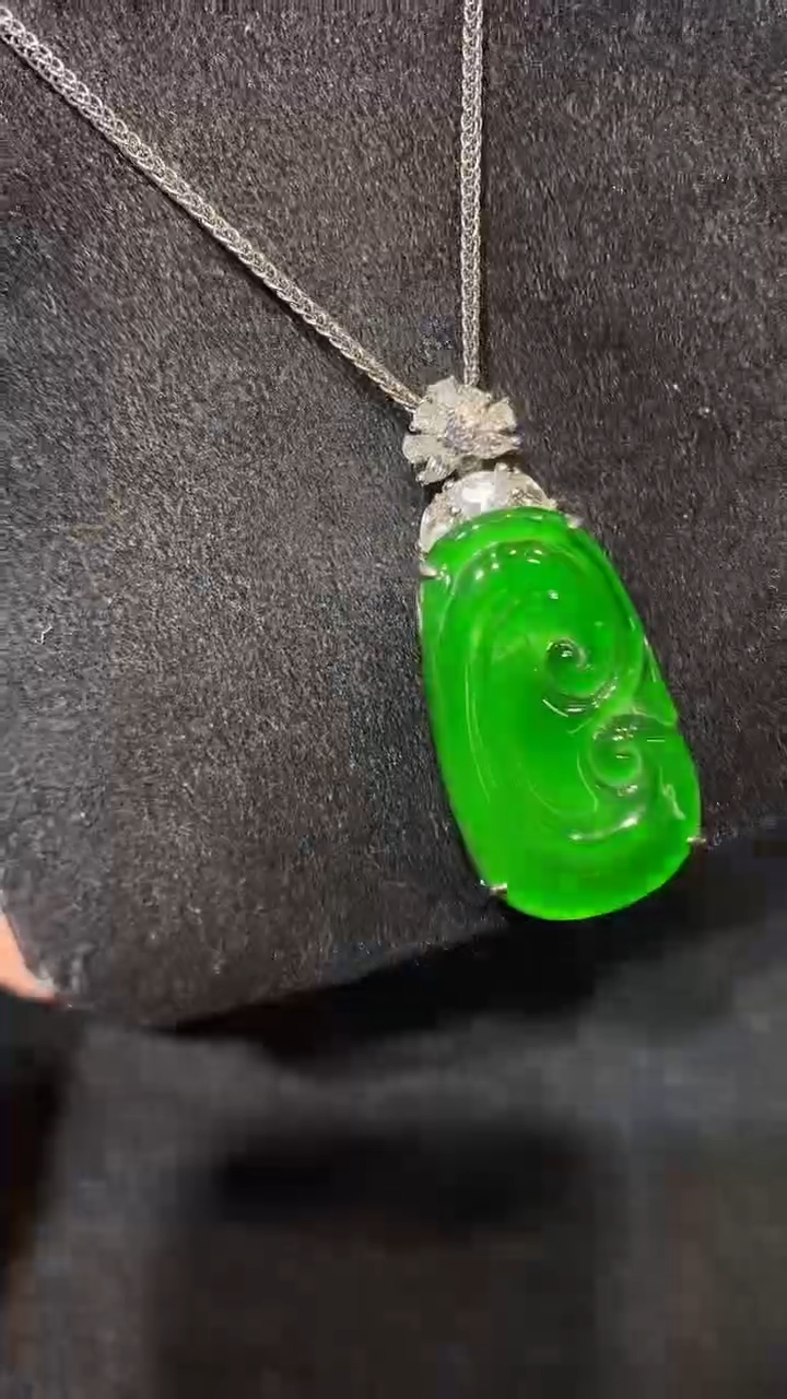 翡翠未镶嵌吊坠(不含链)多样性发货不含链其一