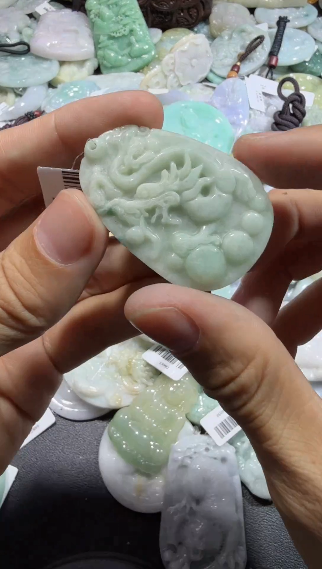 【闪购商品】翡翠颈饰未镶嵌00012982